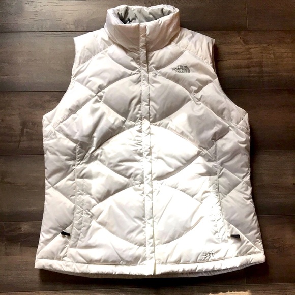 The North Face Jackets & Blazers - The North Face women’s puffer vest - 500 - white -size XL- zip up -